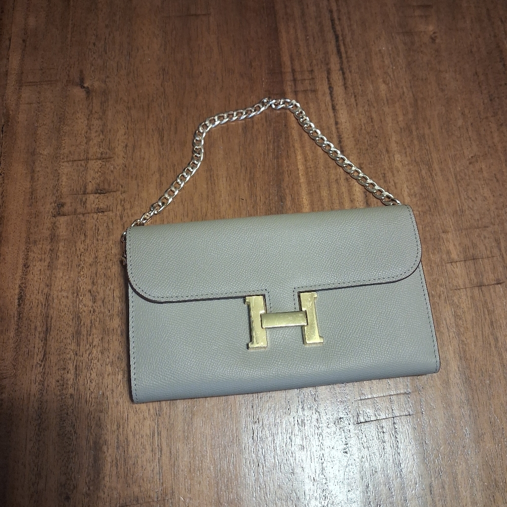 Constance Wallet in Light Gray with Gold Hardware - Picture 11 of 11